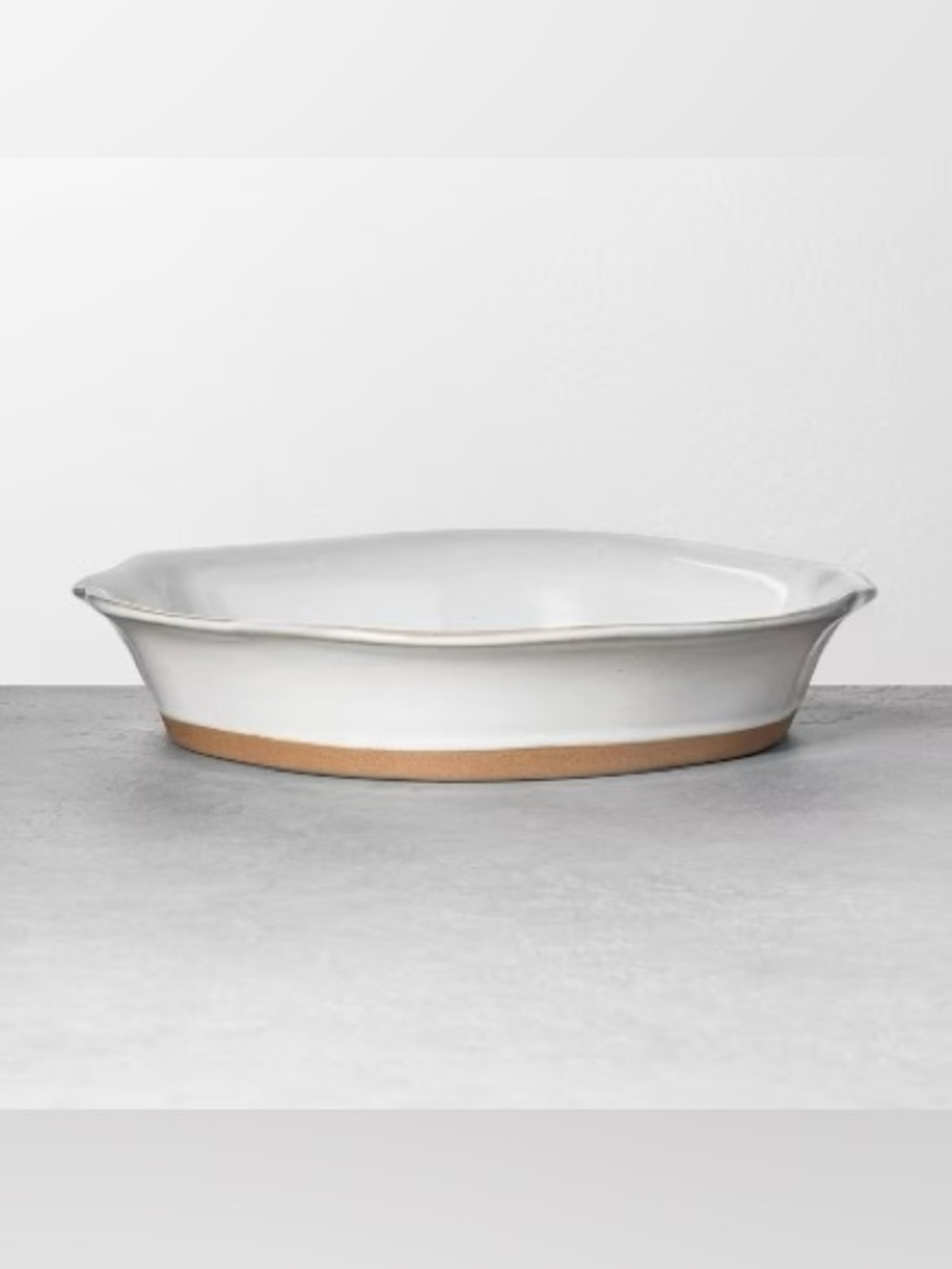 HEARTH AND HAND WITH MAGNOLIA STONEWARE PIE DISH NEW